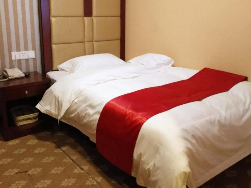 Shell Jiangsu Suzhou Industry District Spotrts Center Jinliang Street Hotel Bagian luar foto
