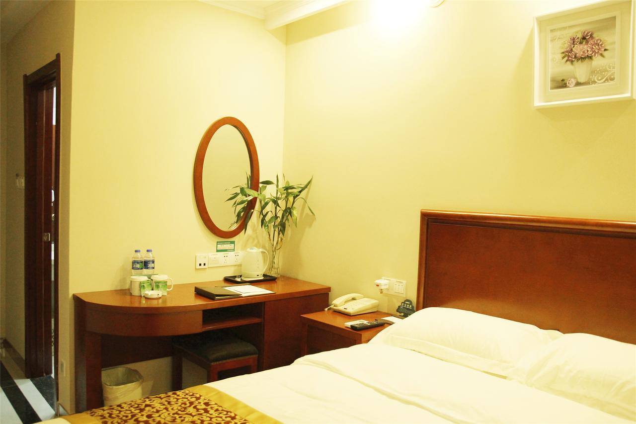 Shell Jiangsu Suzhou Industry District Spotrts Center Jinliang Street Hotel Bagian luar foto